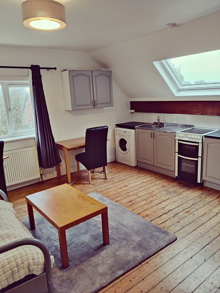 Additional image 10 of 1 Bed Flat, Roundhay, LS8, N1 7GU