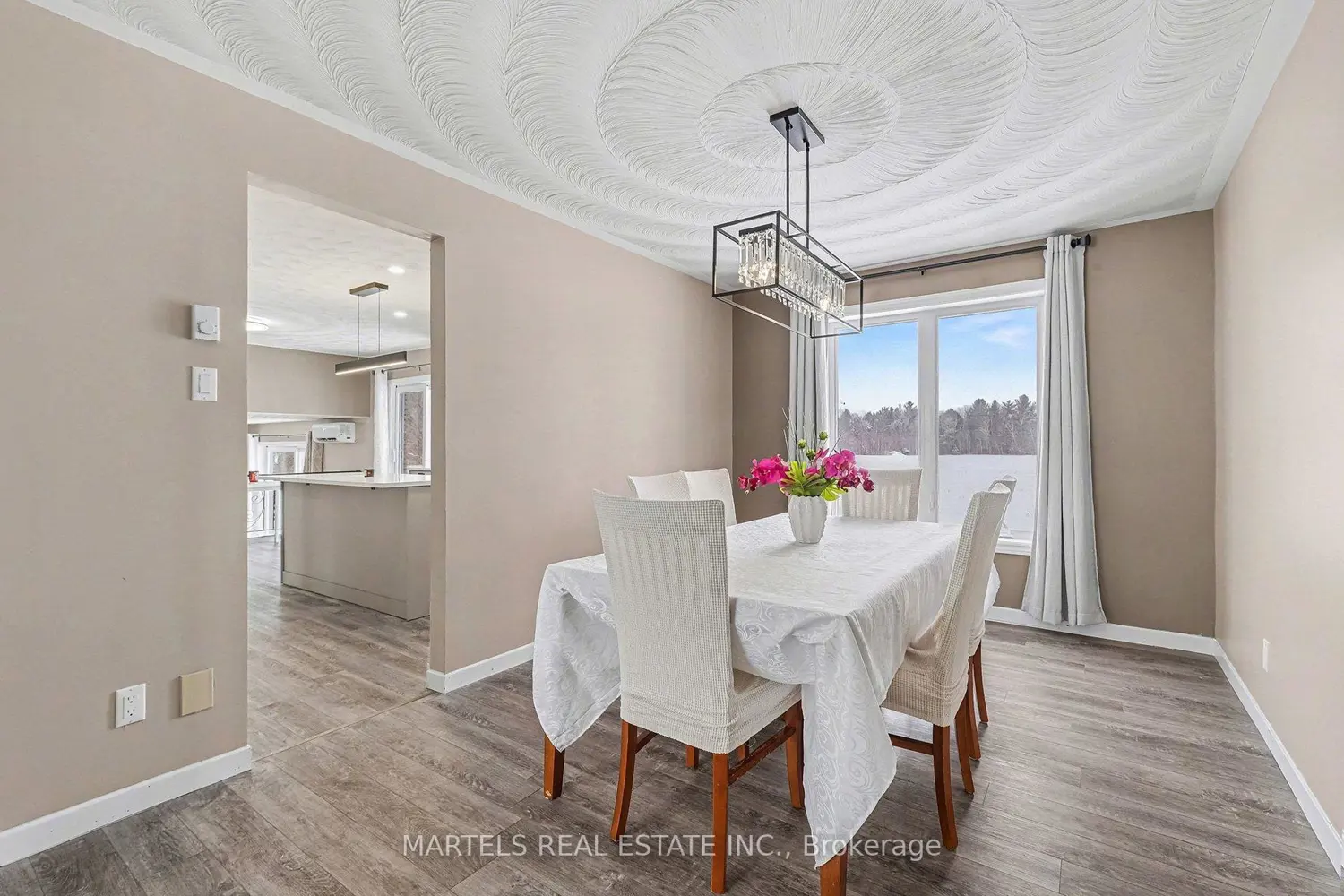 Additional image 5 of 844 Principale Street