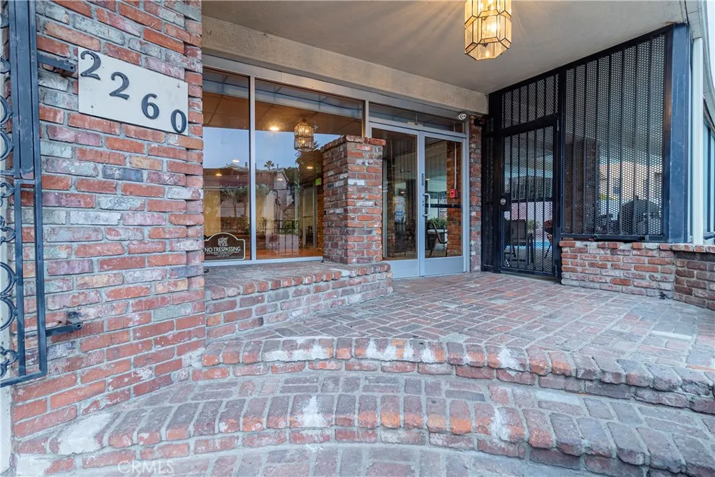 Additional image 2 of 2260 N Cahuenga Boulevard Unit 106, Los Angeles, CA 90068