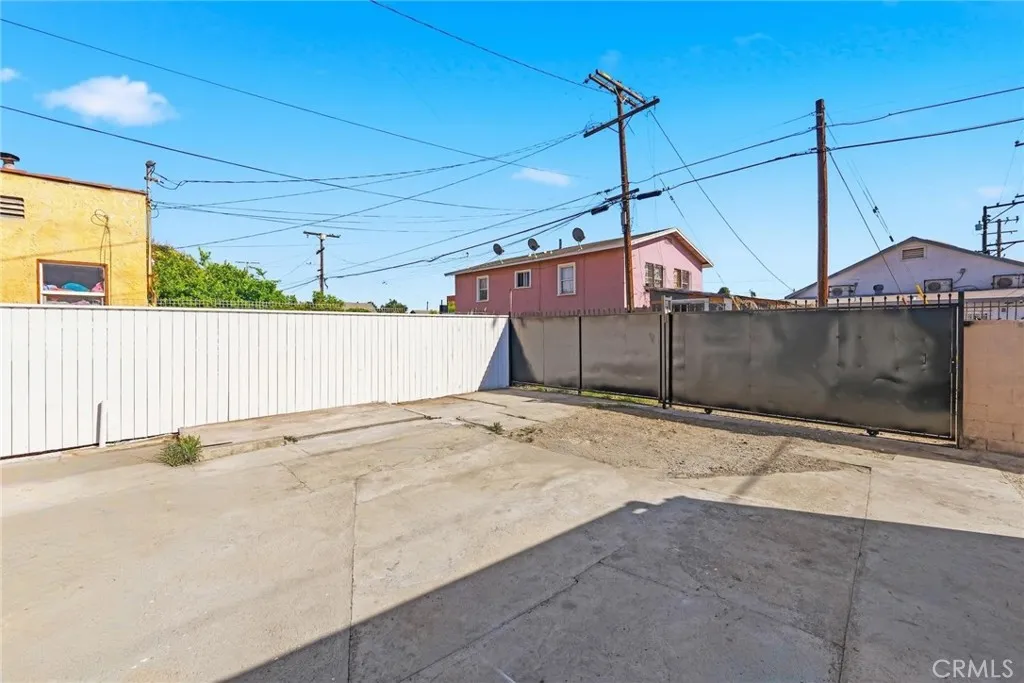 Additional image 37 of 1118 E 77th Pl, Los Angeles, CA 90001