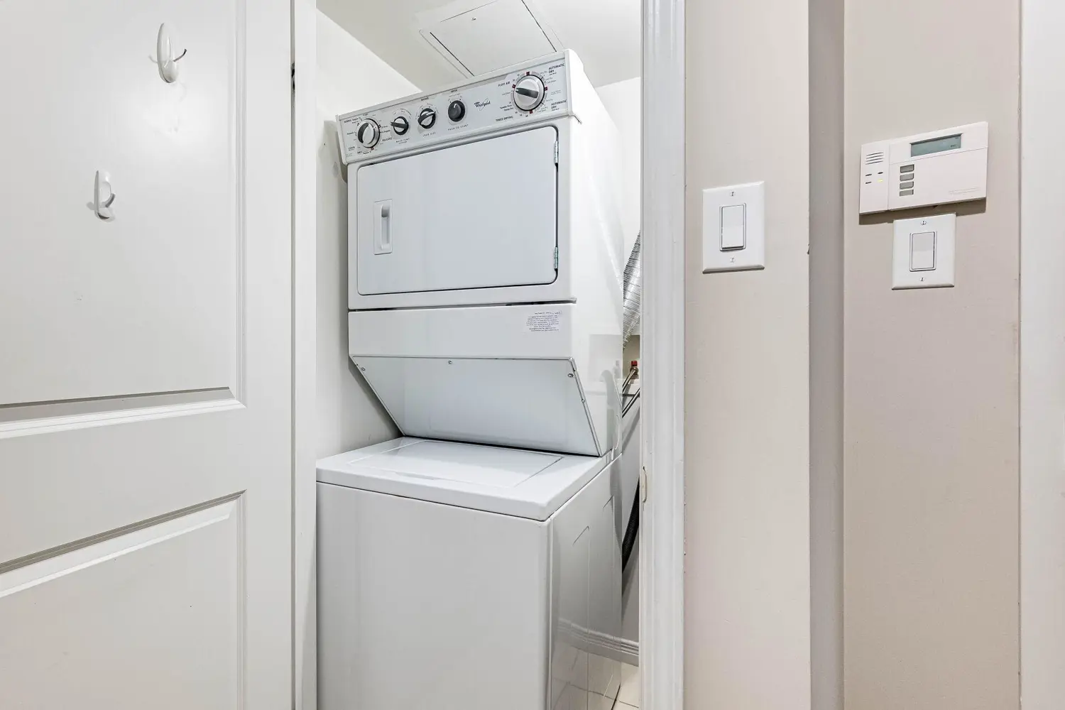 Additional image 11 of 9 George Street 1602