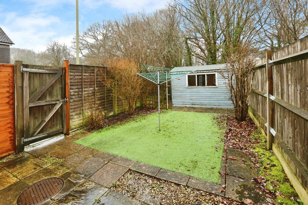 Additional image 18 of 2 bed end terrace house for saleTerrier Close, Hedge End, Southampton SO30