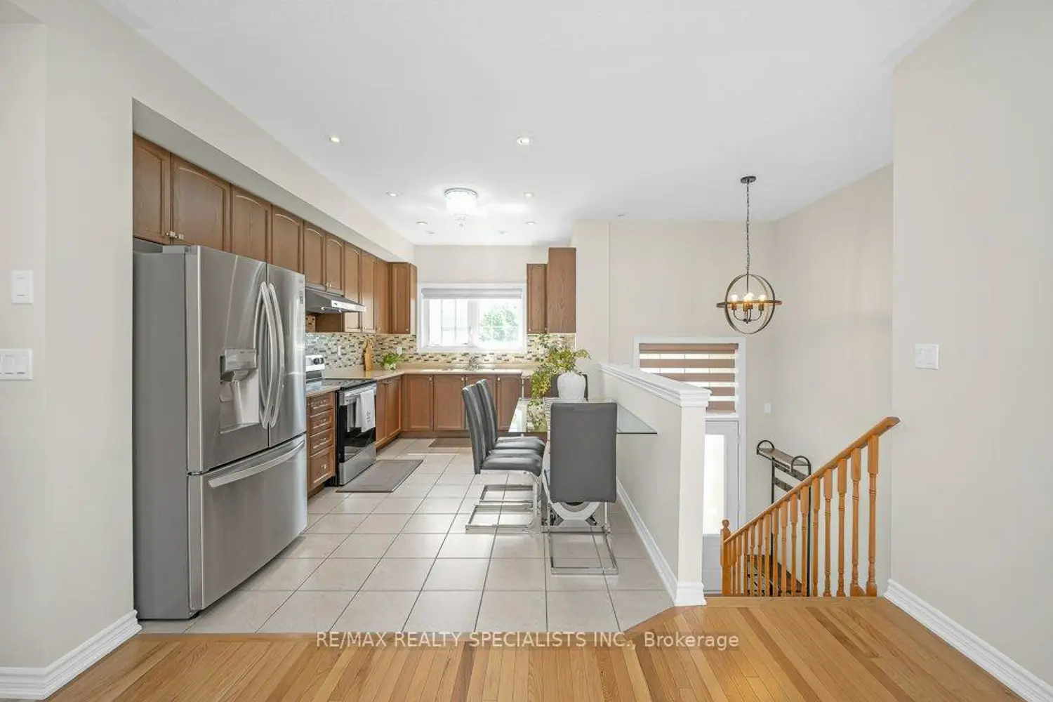 Additional image 3 of 34 Aspen Hills Road