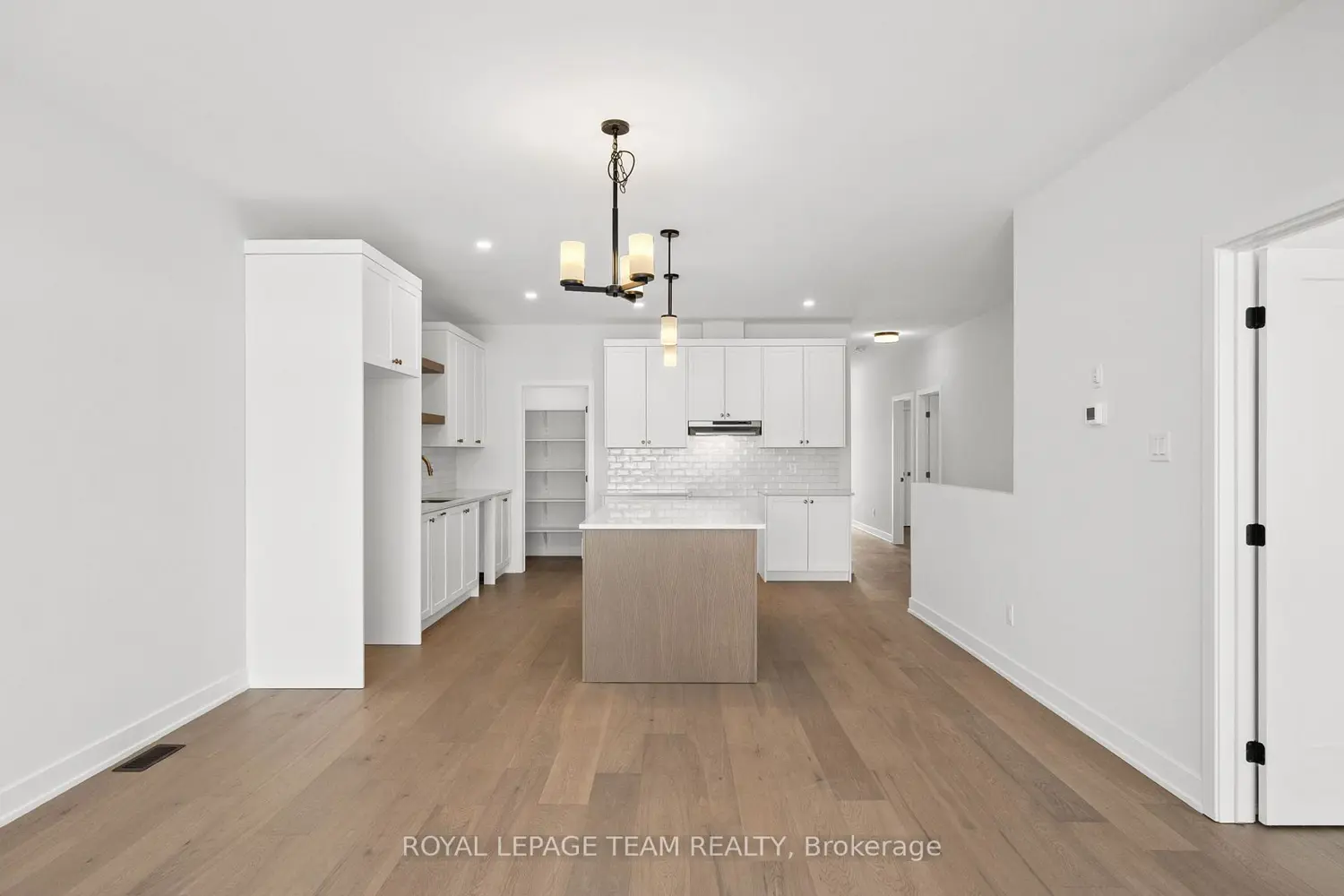 Additional image 8 of 1051 Moore Street