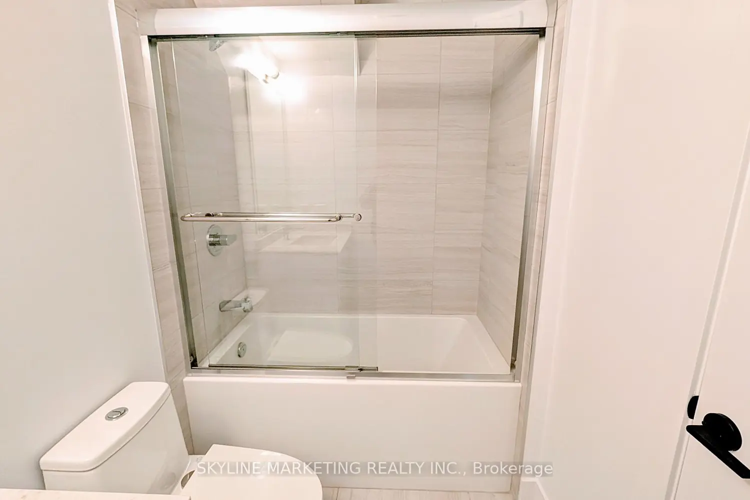 Additional image 5 of 2450 Old Bronte Road 102