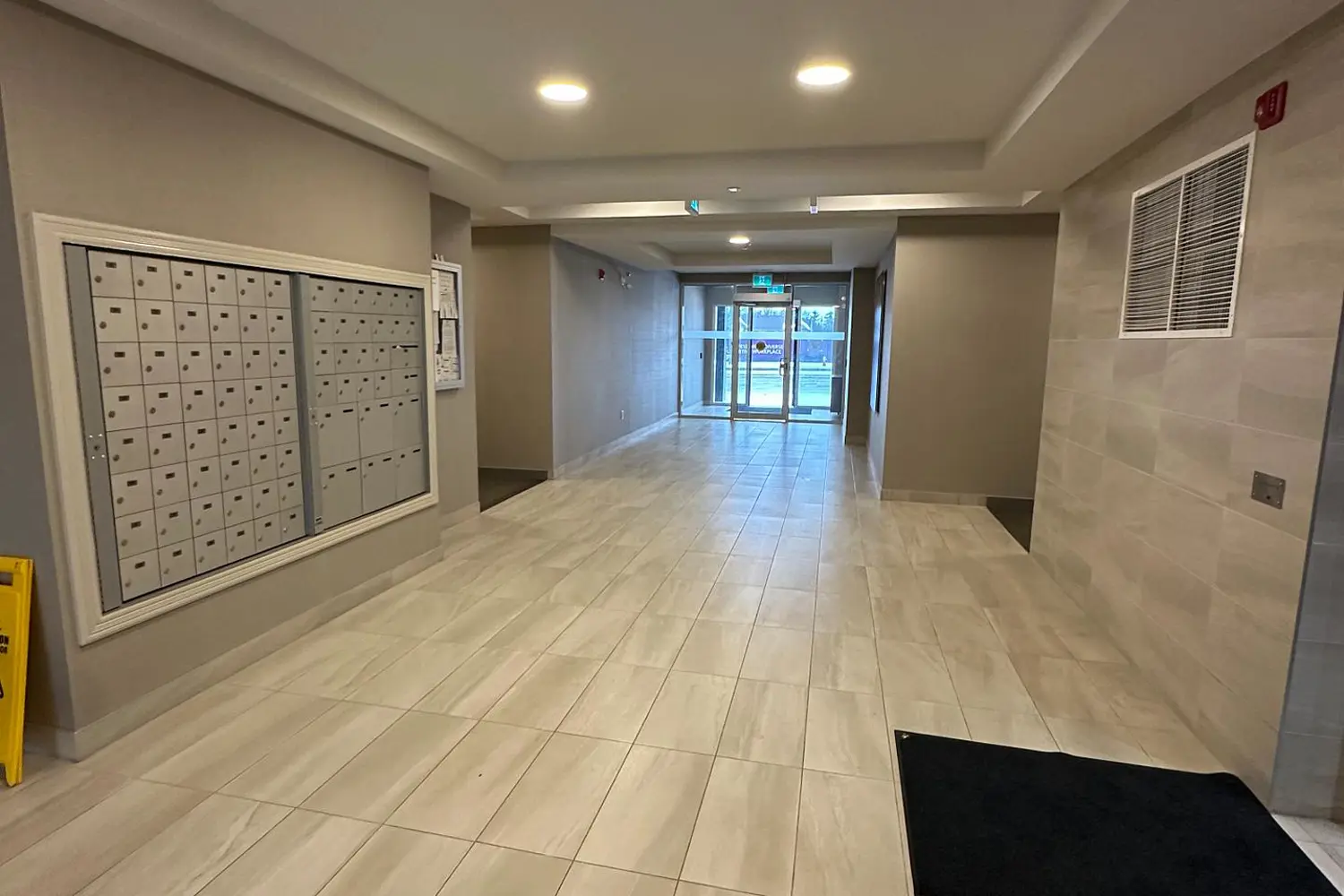 Additional image 12 of 58 Sky Harbour Drive 307