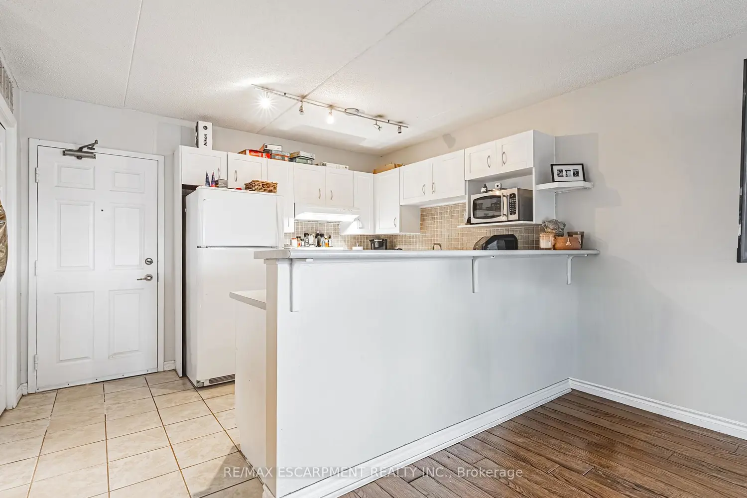 Additional image 8 of 1451 Walkers Line 313