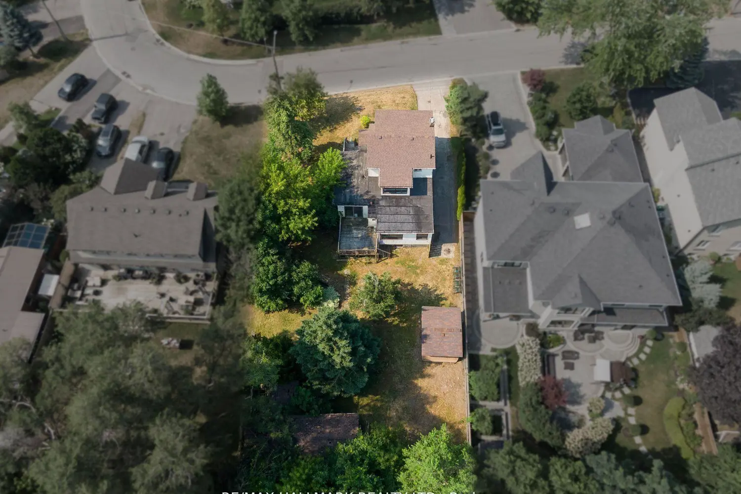 Additional image 5 of 724-728 Montbeck Crescent