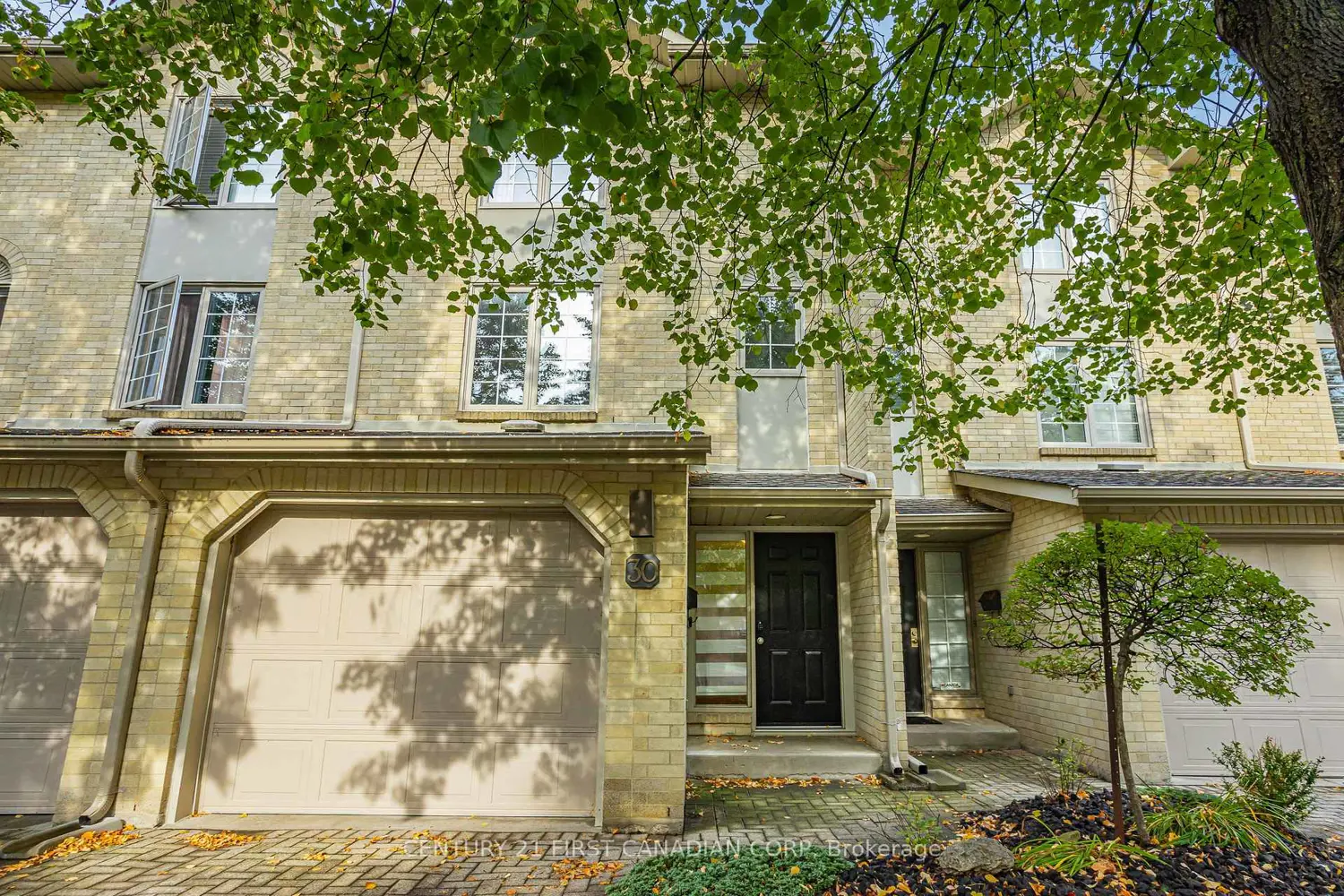 Additional image 2 of 1399 Commissioners Road 30