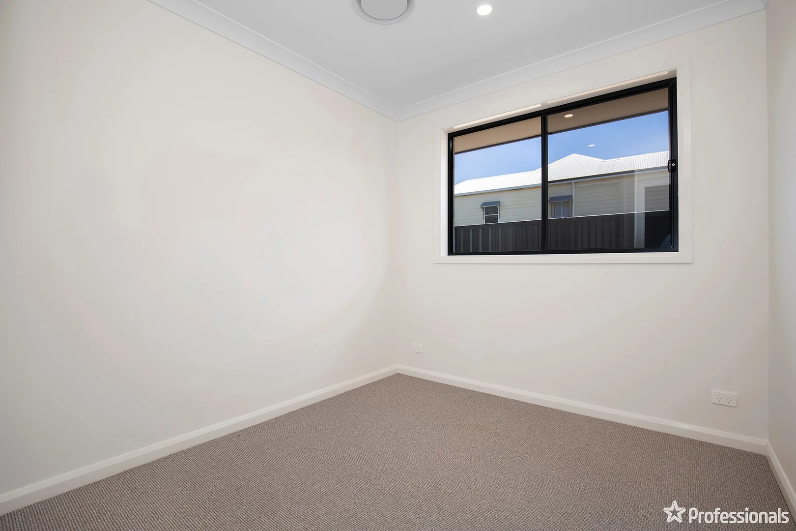 Additional image 13 of 15 Madgwick Drive, Armidale NSW 2350