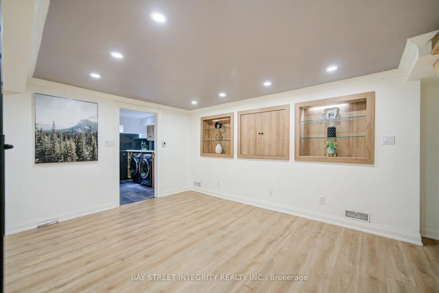 Additional image 12 of 409 River Side Drive