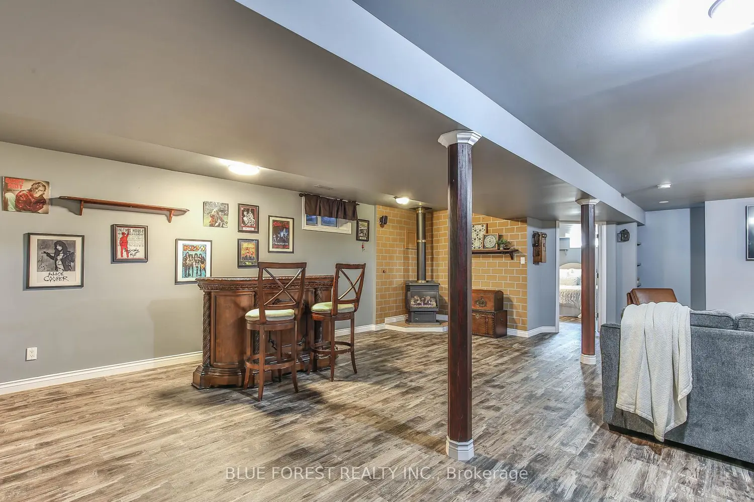 Additional image 10 of 50000 Dingle Street