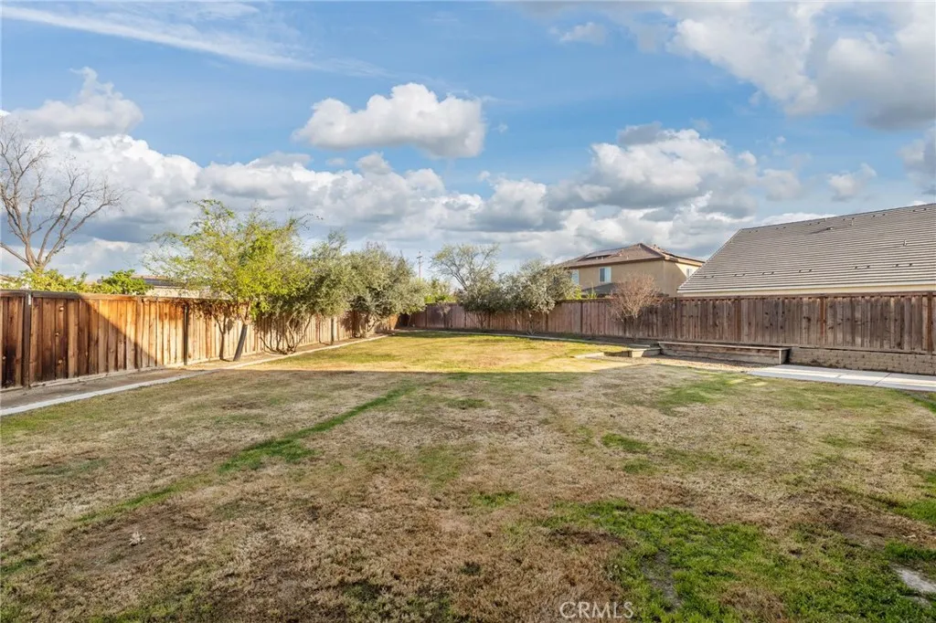 Additional image 115 of 9705 Dutchman Peak Ln, Bakersfield, CA 93311