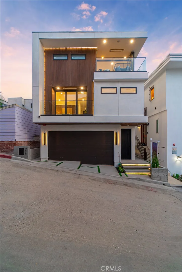 Additional image 55 of 214 El Porto Street, Manhattan Beach, CA 90266