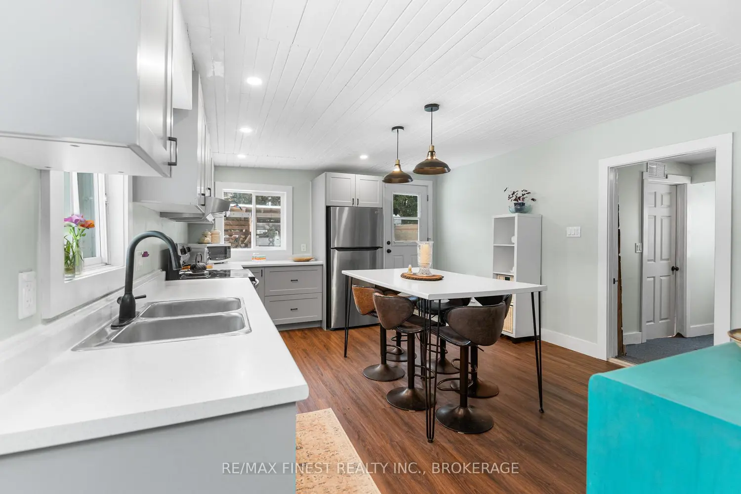 1022 Brock Road photo 5