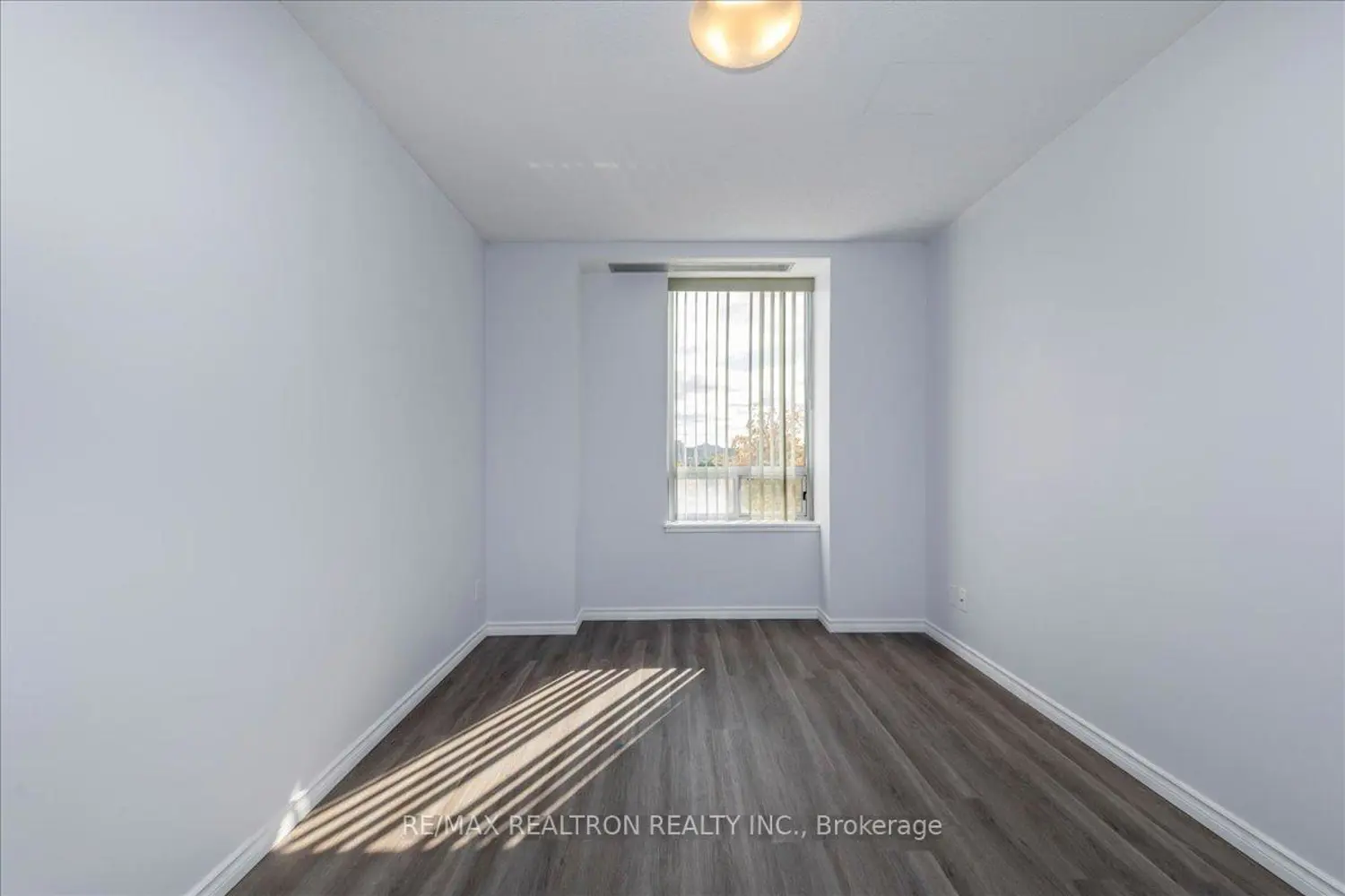 Additional image 8 of 74 Ross Street 48