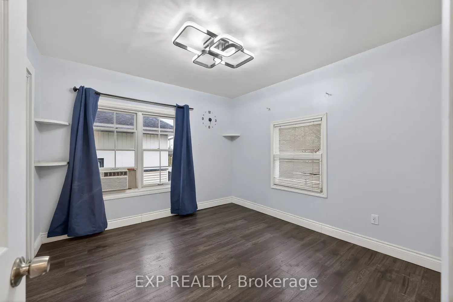 Additional image 6 of 4576 Fourth Avenue