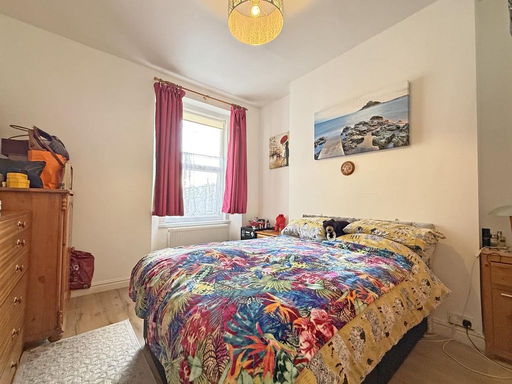 Additional image 7 of 2 bed flat for saleCromwell Road, St Judes PL4