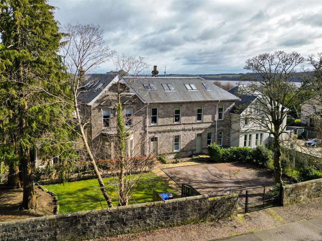 Additional image 5 of 3 bed flat for saleHelenslee Road, Dumbarton G82