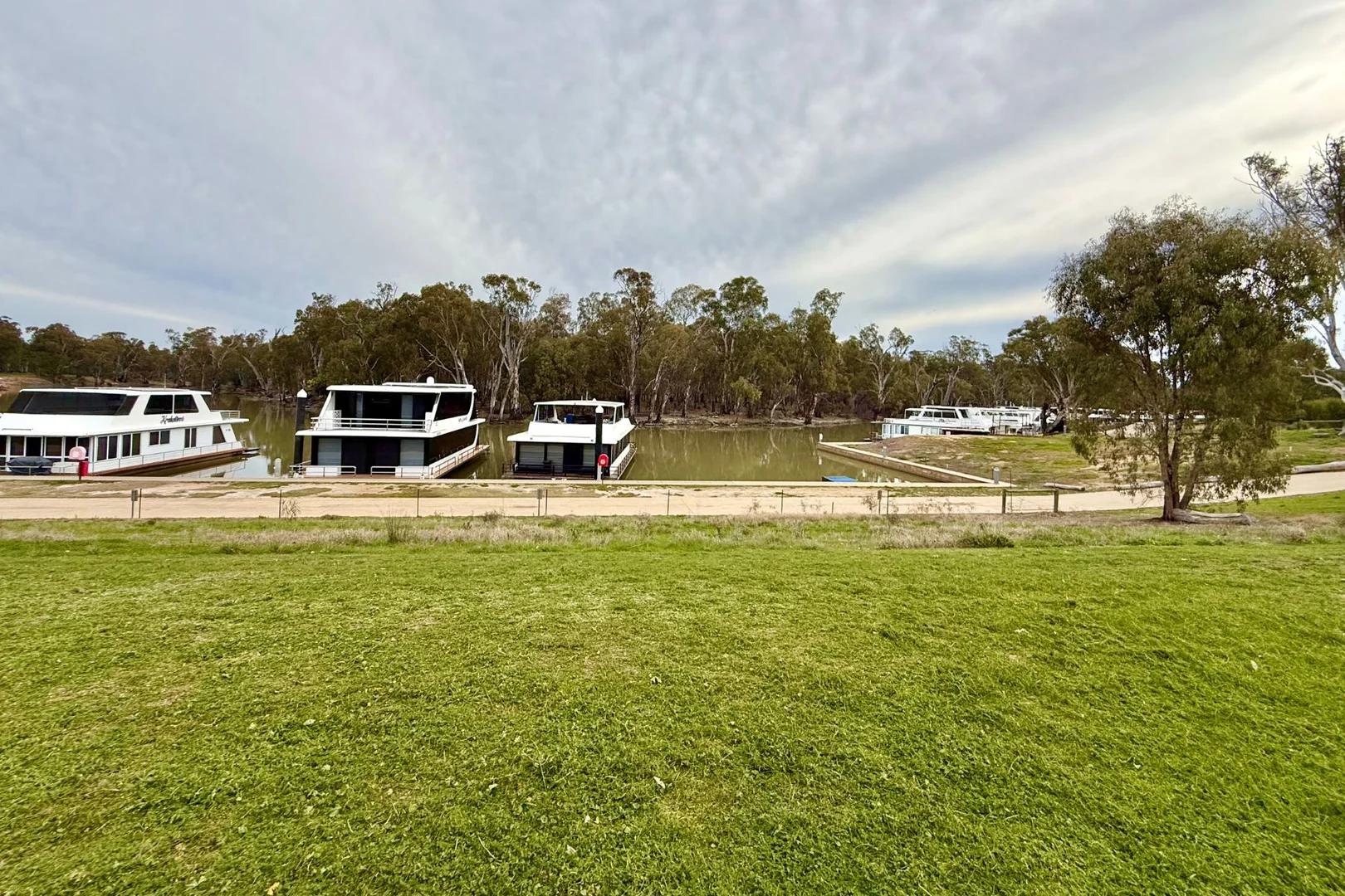 Additional image 3 of 67 MARINE DRIVE, Moama NSW 2731