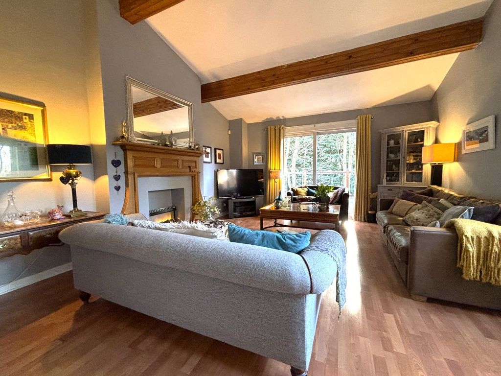 Additional image 2 of 4 bed detached house for sale22 Broomhead Park, Dunfermline KY12