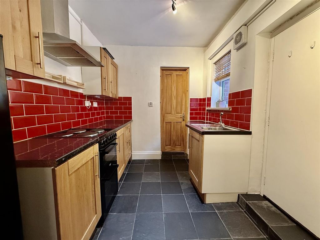 Additional image 3 of 2 bed flat for saleYork Street, Pelaw, Gateshead NE10