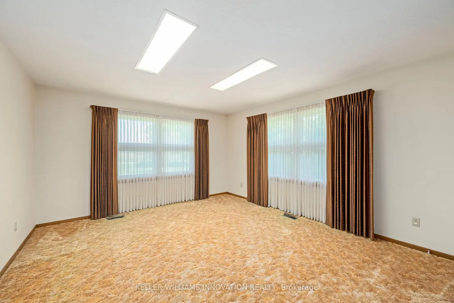 Additional image 12 of 6828 Third Line Road