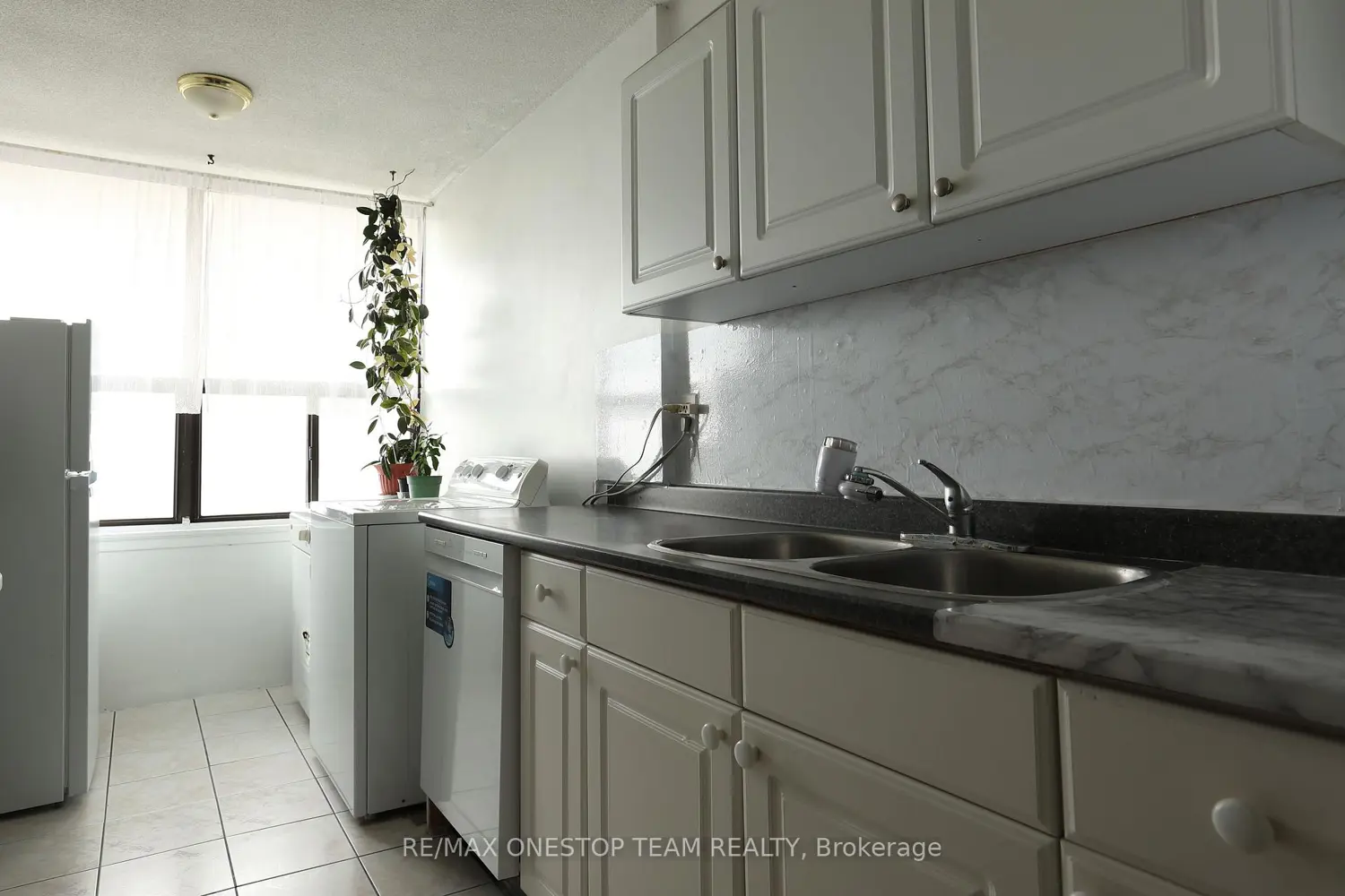 Additional image 9 of 4 Kings Cross Road 402