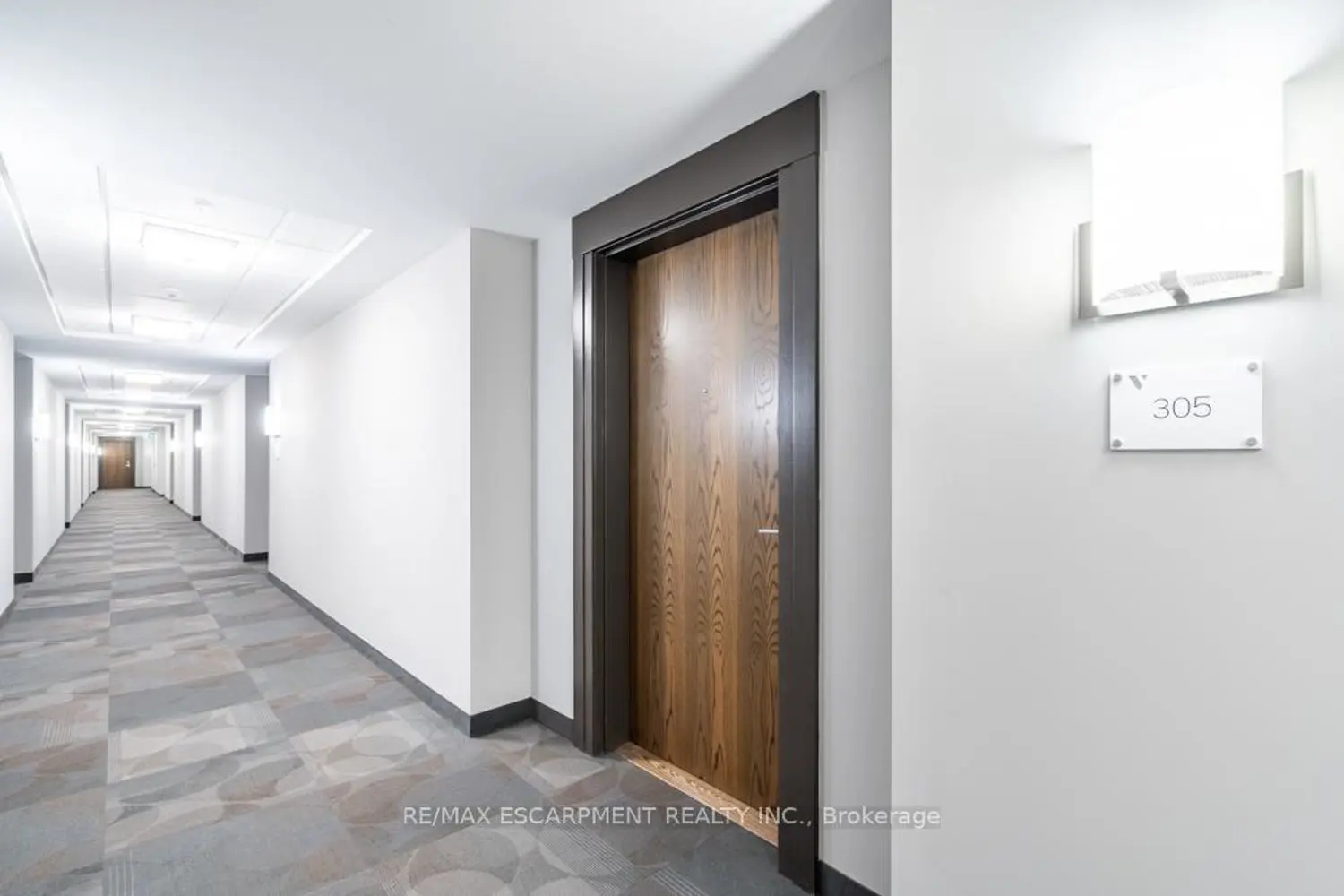 Additional image 3 of 30 Hamilton Street 305