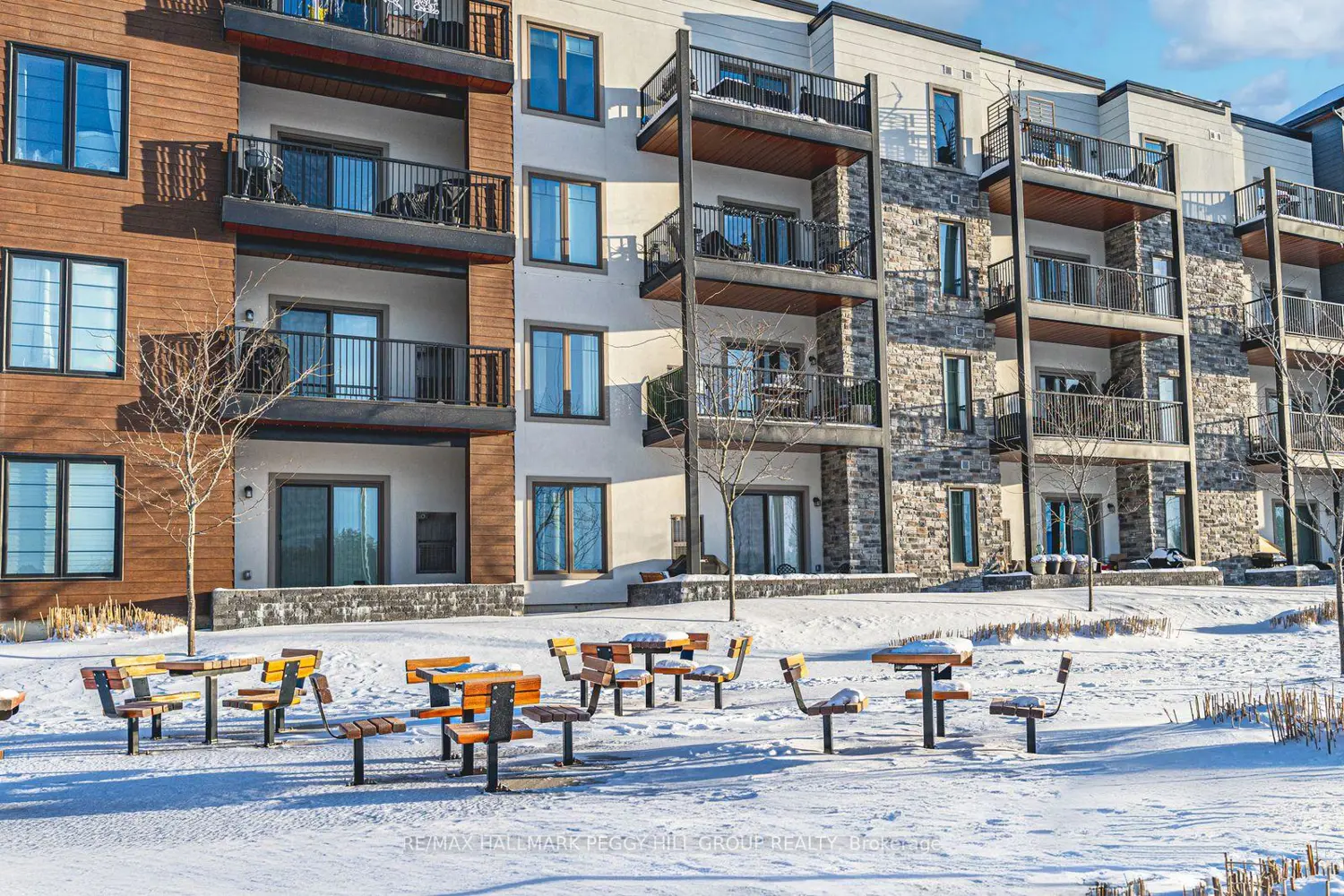 Additional image 17 of 54 Koda Street #112