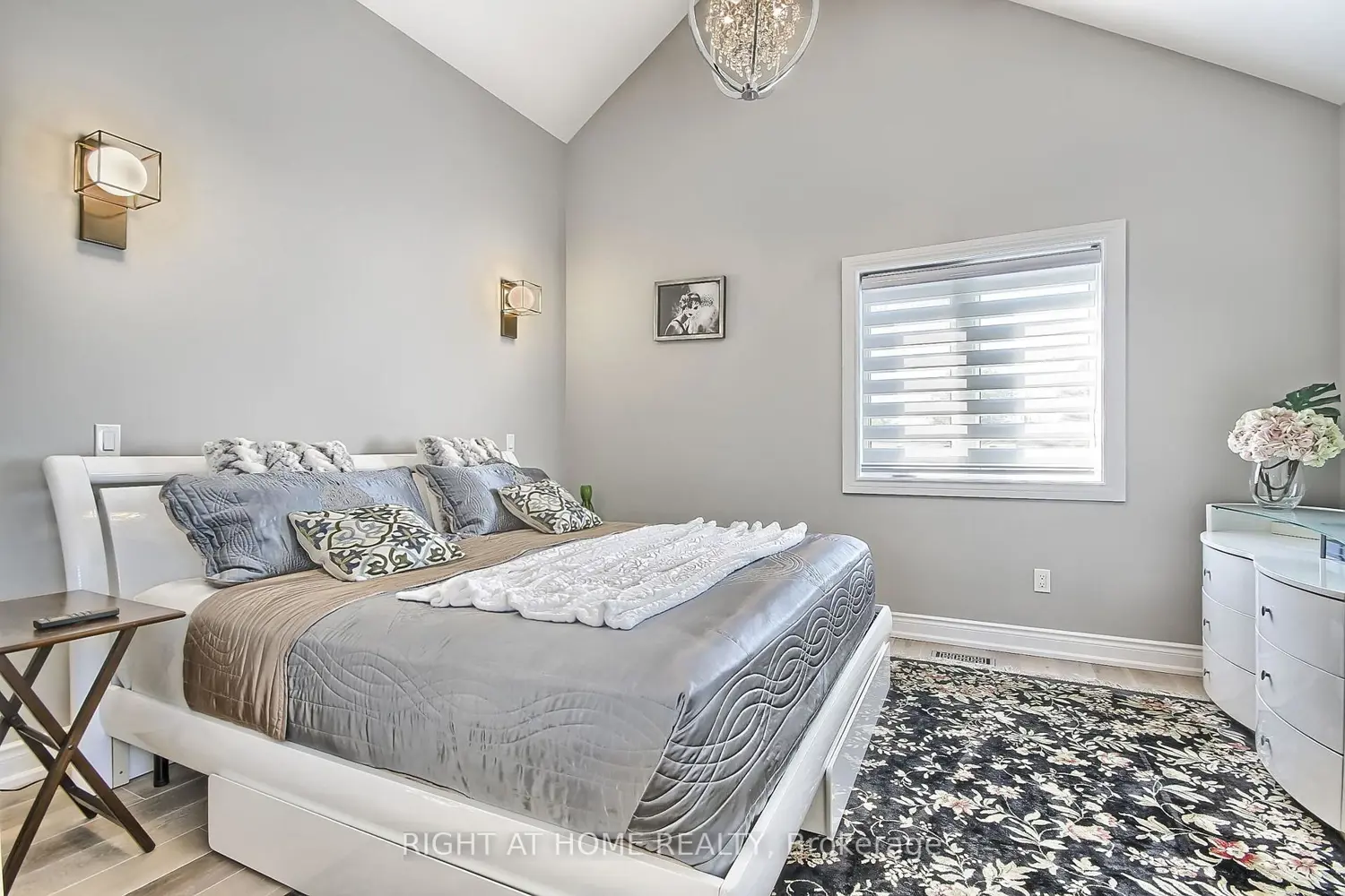 Additional image 12 of 26 Beach Road