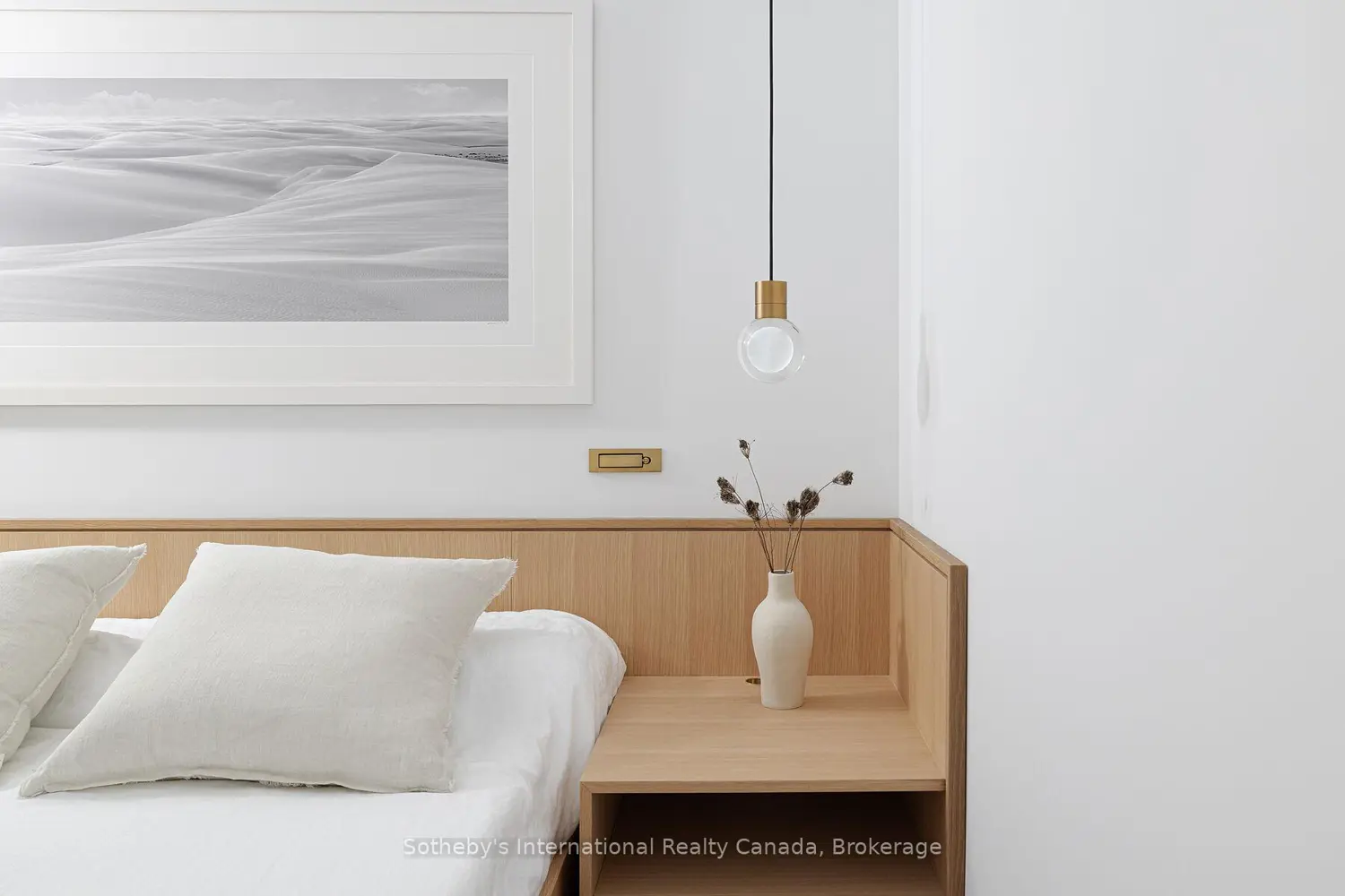 Additional image 14 of 395910 11Th Line