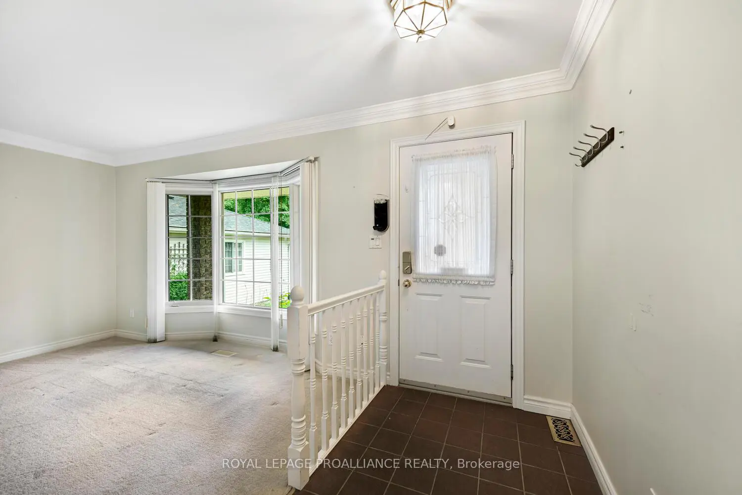 Additional image 5 of 1003 Montrose Street