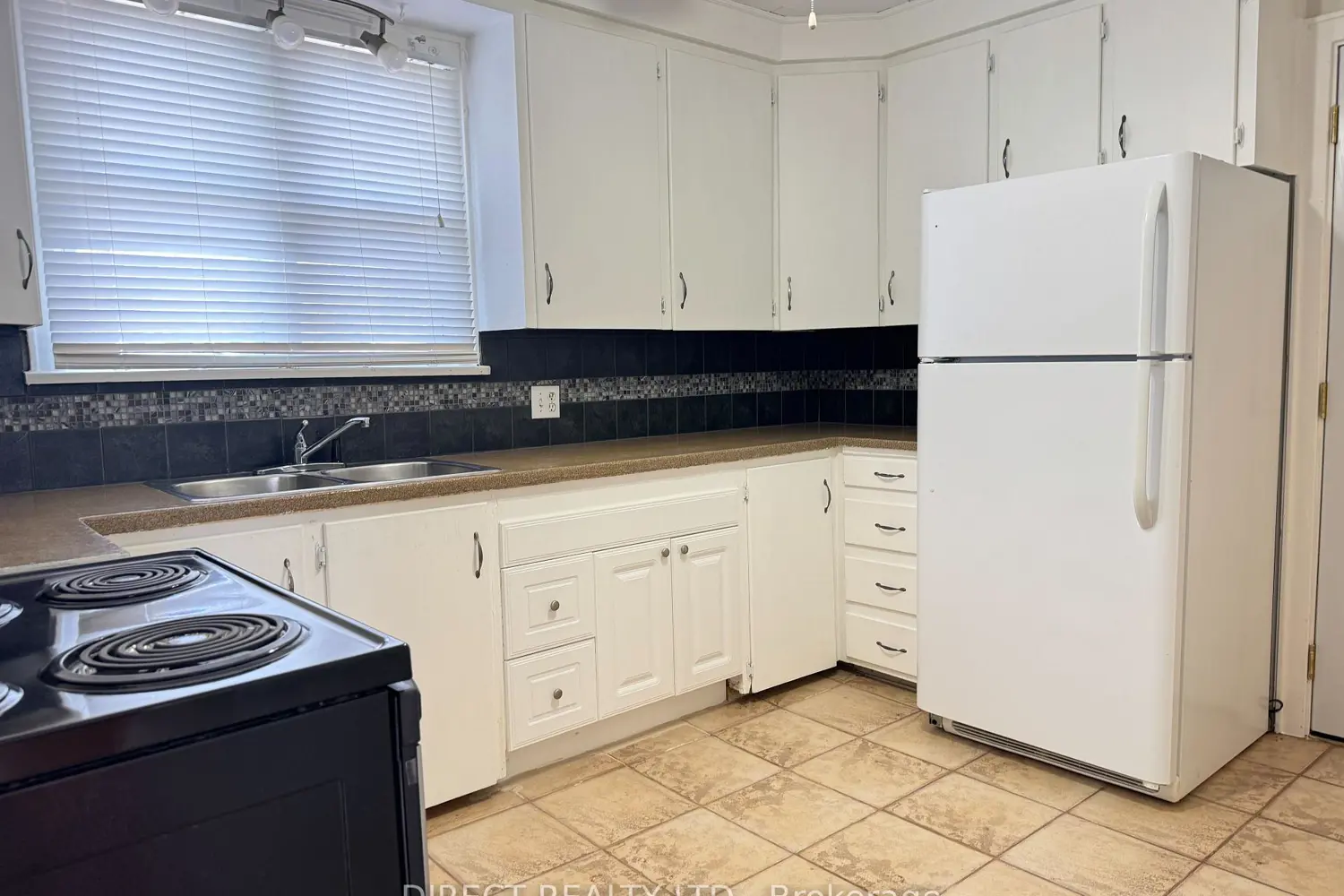 Additional image 8 of 33 Sinclair Street