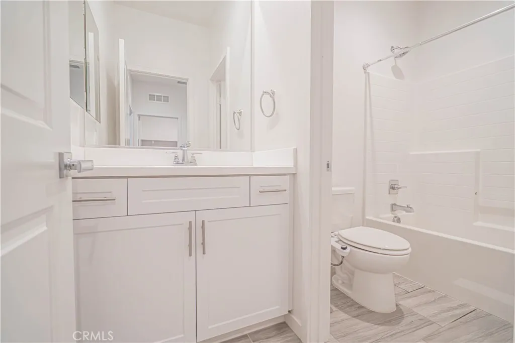 Additional image 38 of 28706 Jardineras Dr, Valencia, CA 91354