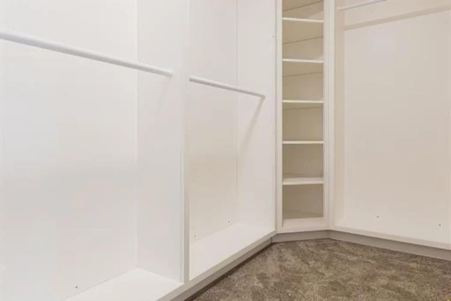 Additional image 12 of 159 Renaissance Drive