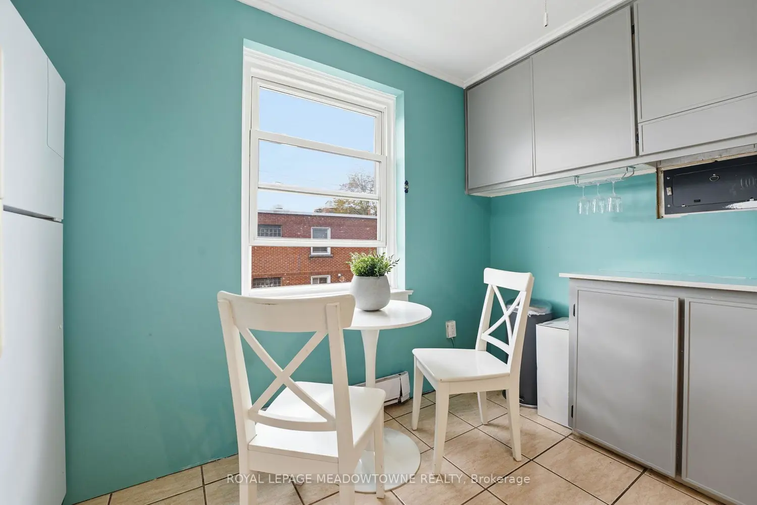 Additional image 12 of 1351 Lakeshore Road 15