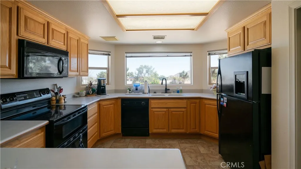 Additional image 12 of 8920 Del Monte Avenue, Yucca Valley, CA 92284