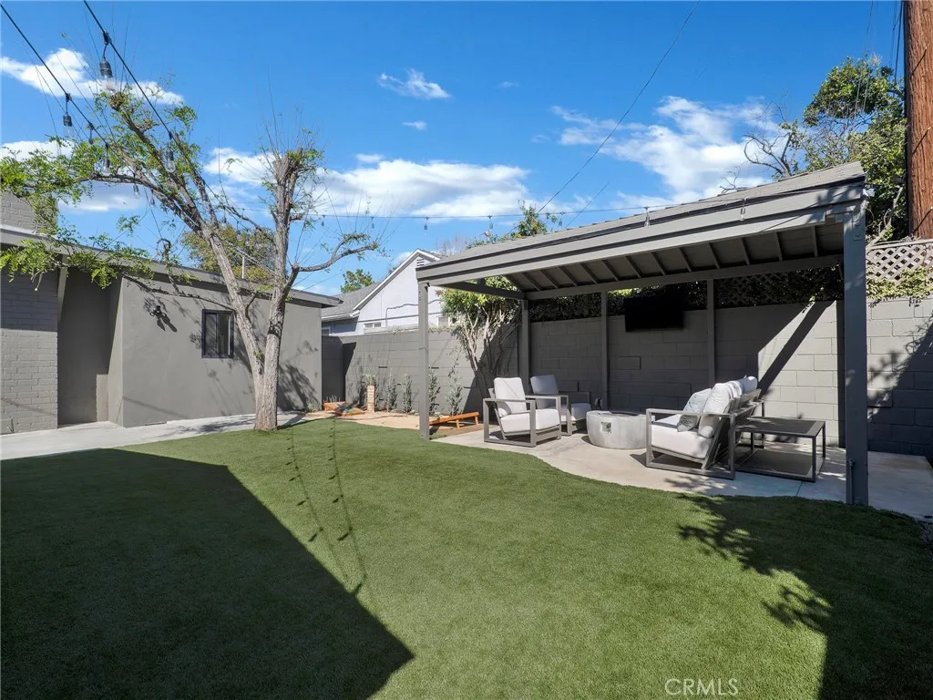 Additional image 60 of 17156 Bullock St, Encino, CA 91316