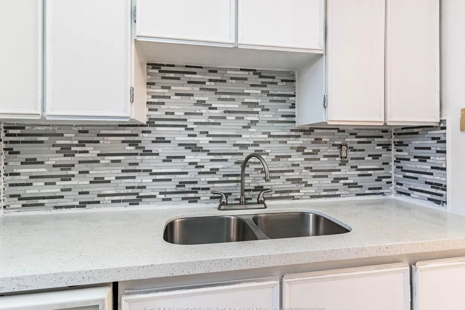 Additional image 18 of 4 Lisa Street 610