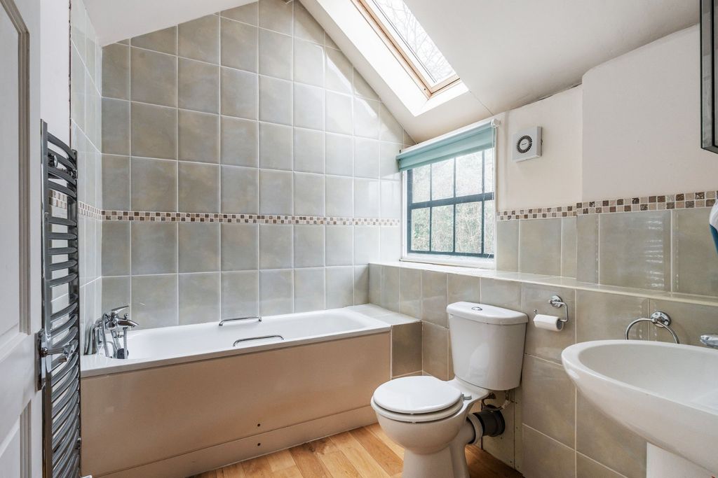 Additional image 58 of Land for saleNear Cranleigh, Surrey GU6