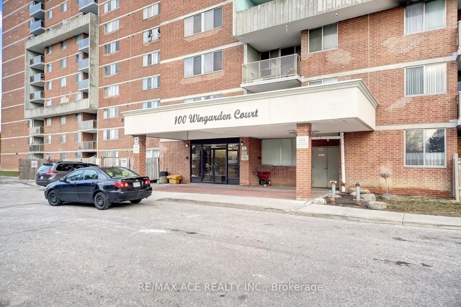 100 Wingarden Court 1414