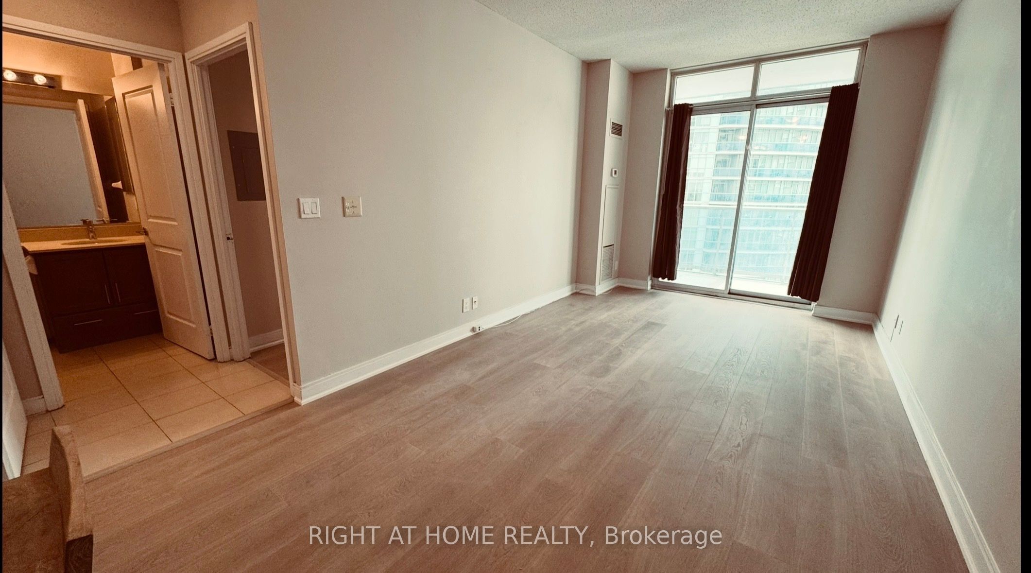 Additional image 6 of 1007-90 Absolute Avenue, Mississauga, ON, L4Z 0A1