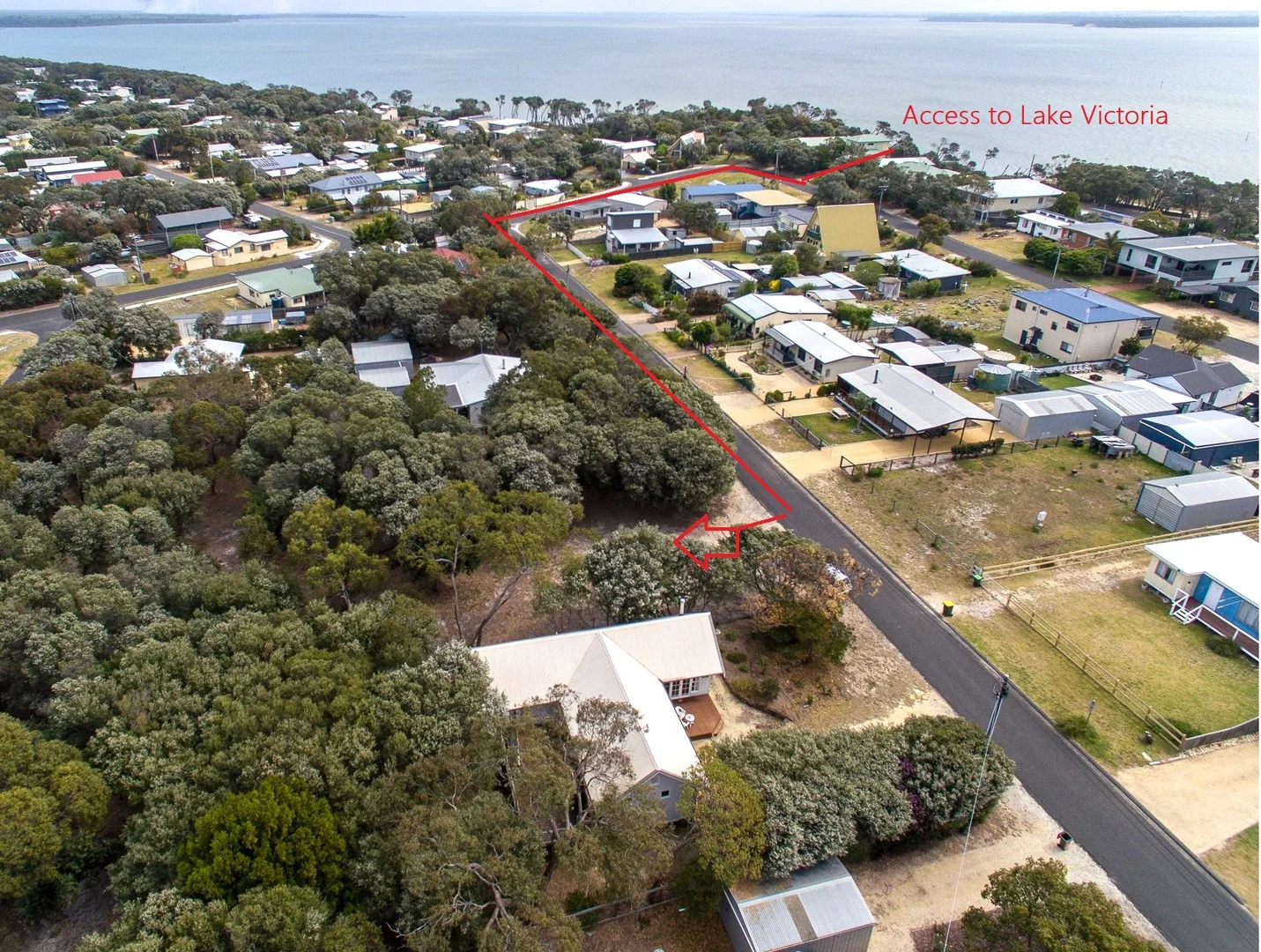 35 Banksia Street, Loch Sport VIC 3851