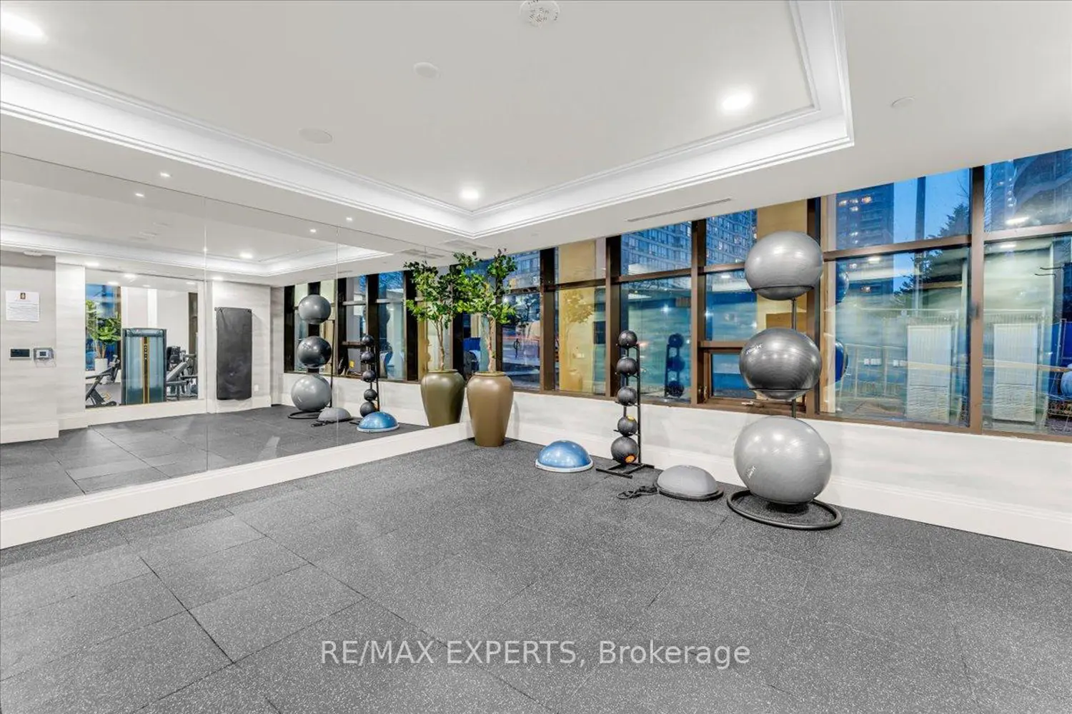 Additional image 5 of 30 Elm Drive 1702