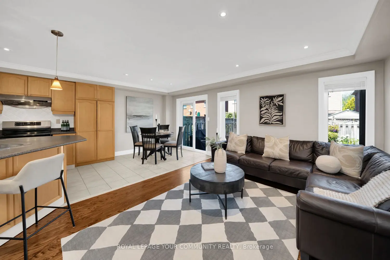 57 Deepsprings Crescent photo 5