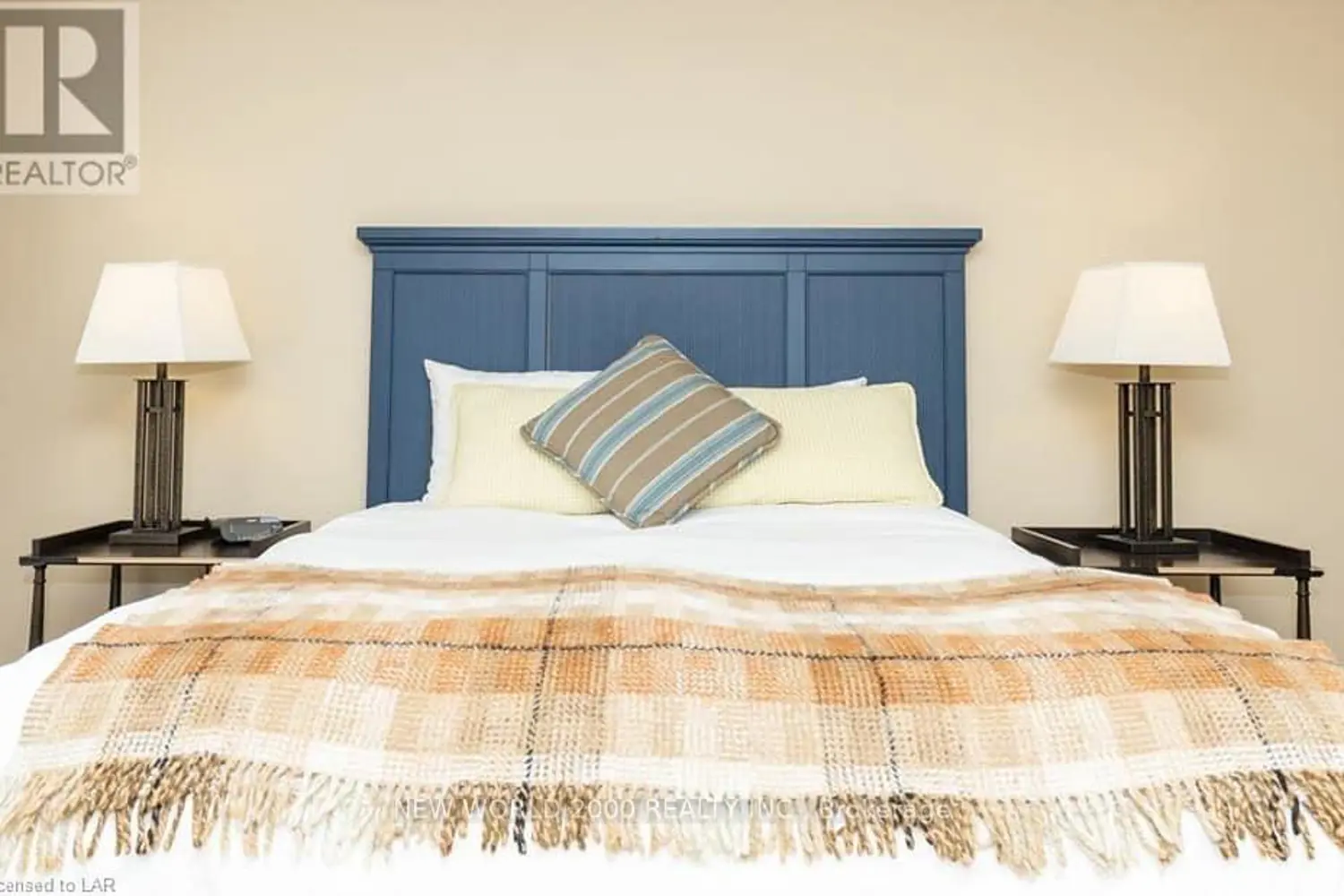 Additional image 7 of 302 Emerald Hills Court 12