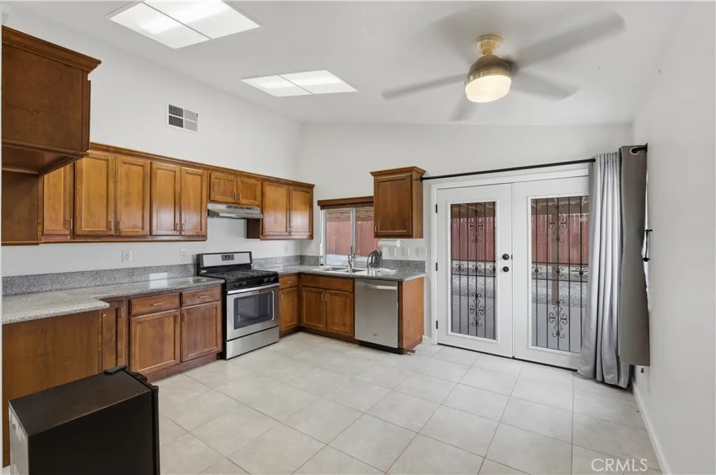 Additional image 8 of 13628 Monterey Court, Victorville, CA 92392