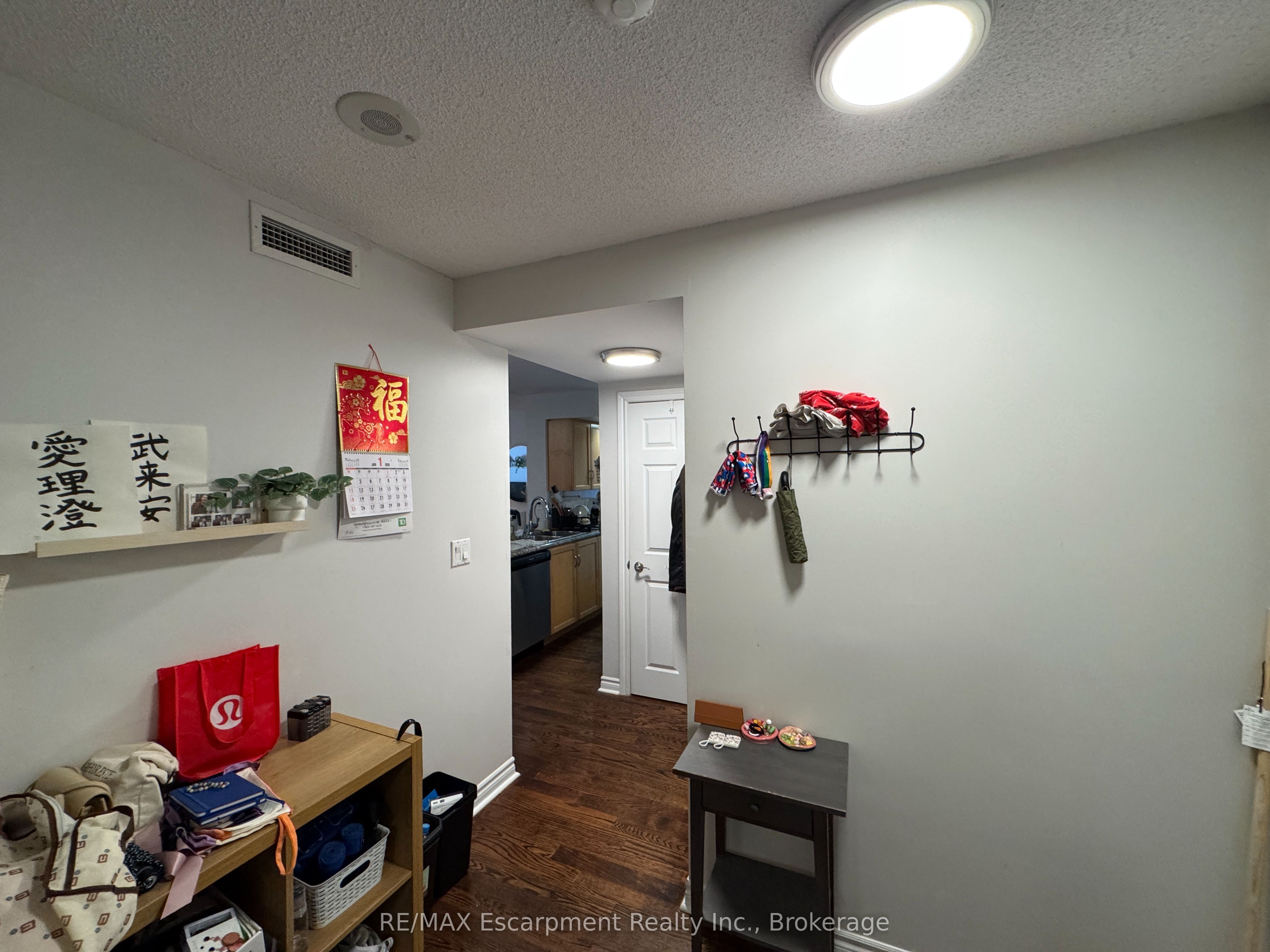 Additional image 3 of 405-270 Wellington Street W, Toronto, ON, M5V 3P5
