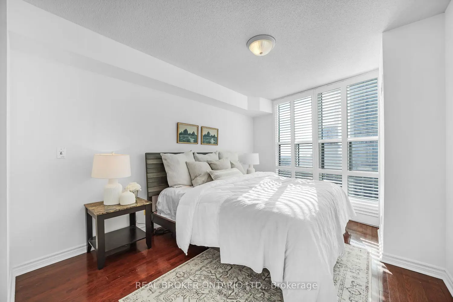 Additional image 15 of 1 Elm Drive 1005